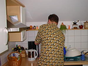 Stephan tries to be a cook...